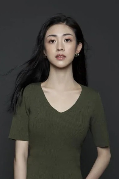 et billede af He Yujia