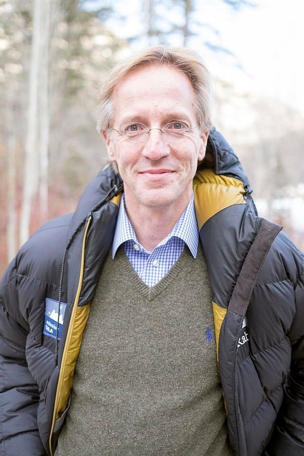 Robbert Dijkgraaf's picture in the cast