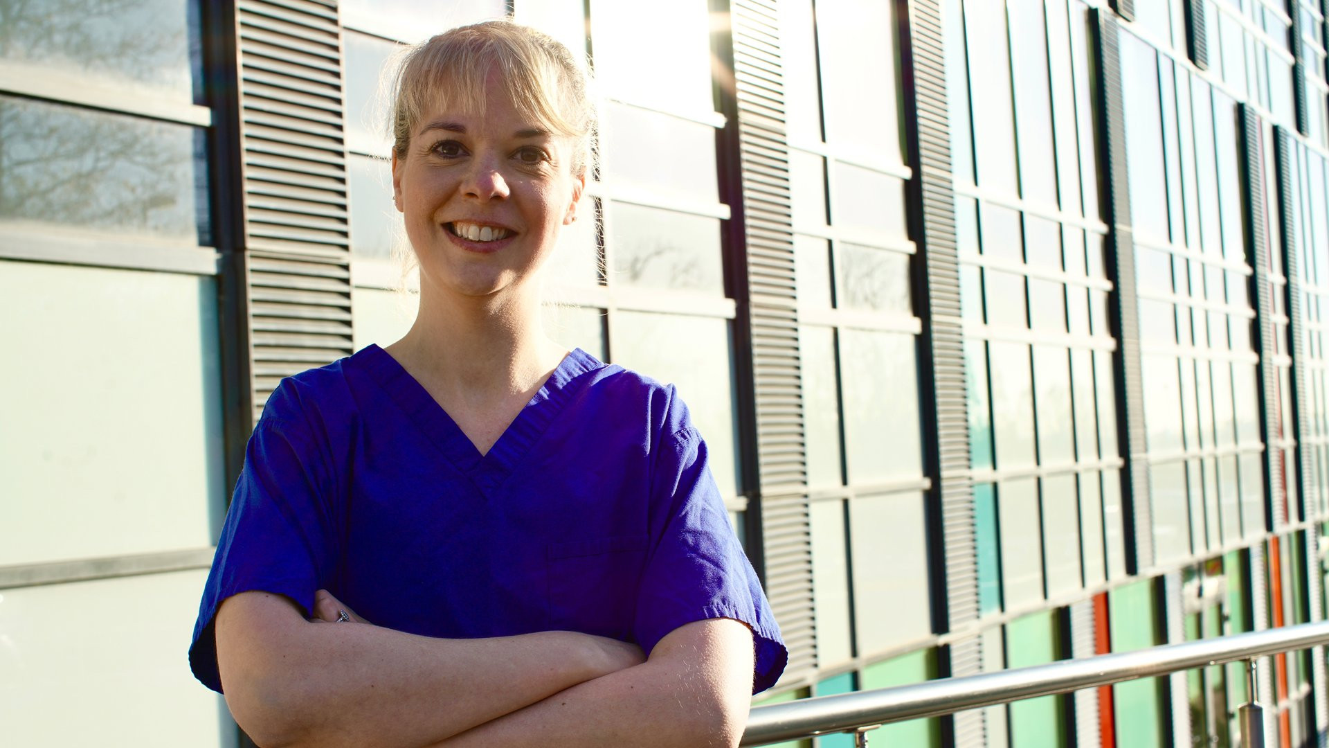 Nurses On The Ward S02E09 backdrop