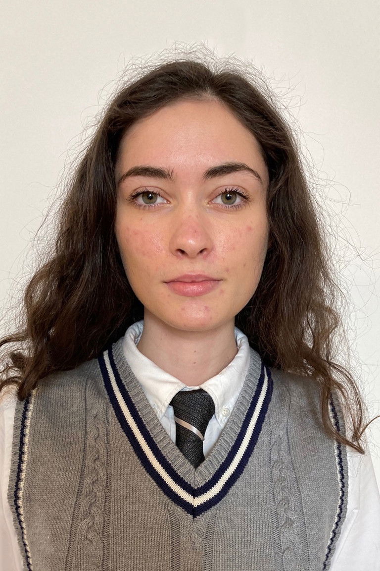 et billede af Lou Amara