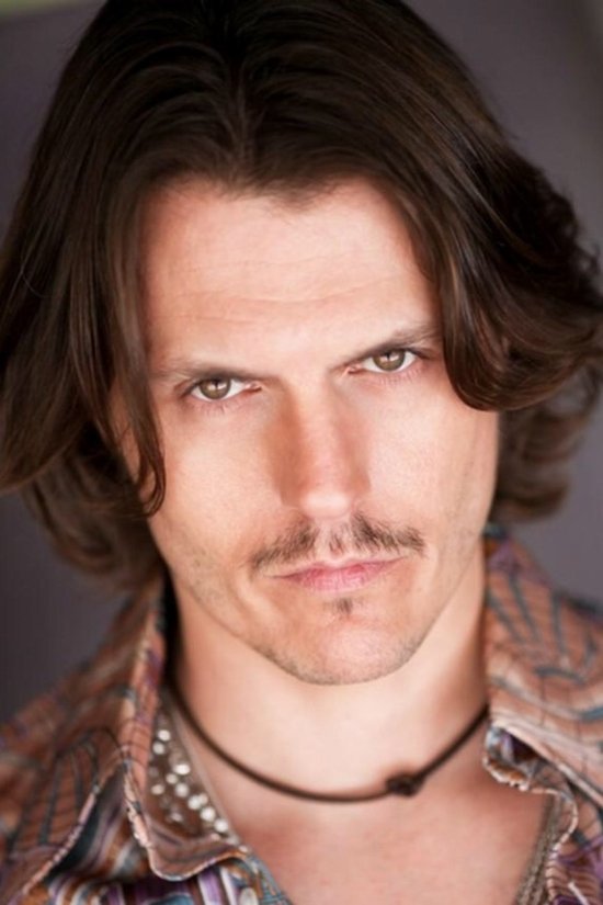 et billede af Stacey Souther