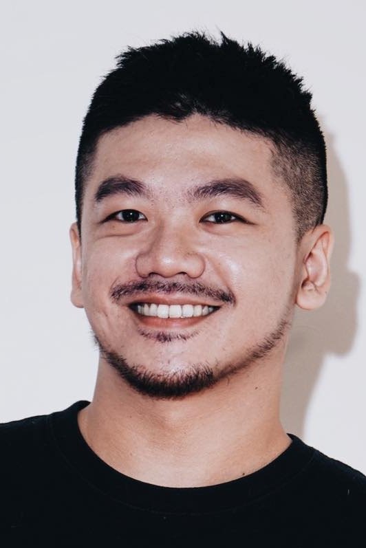 Yuan-Ching Liao as Man
