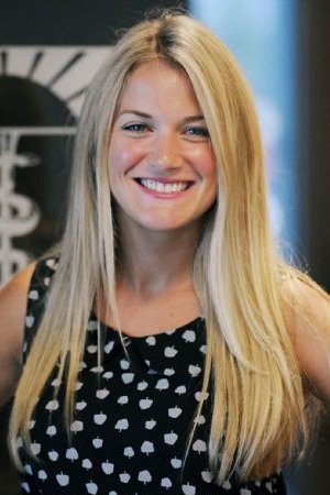 et billede af Erin Broderick