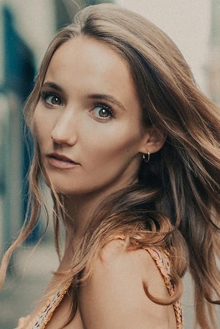 et billede af Lucy Heath