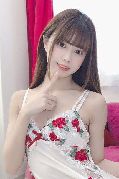 et billede af 咲愛あやか