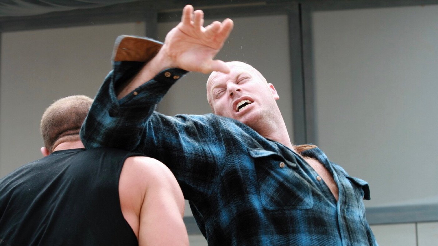 Muay Thai Giant (2008)