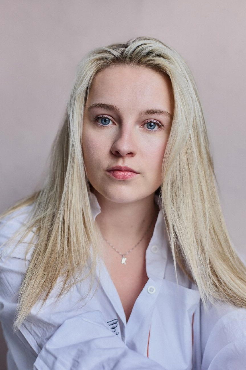 et billede af Kelsey Dee