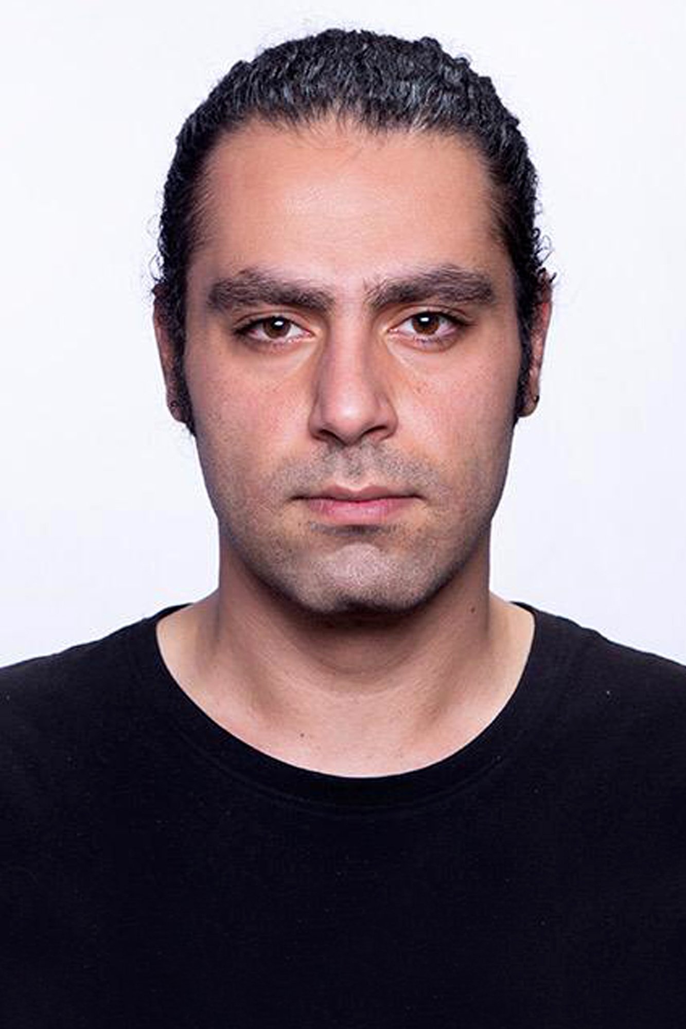 Saleh Shahbazi → Saleh Shahbazi backdrop