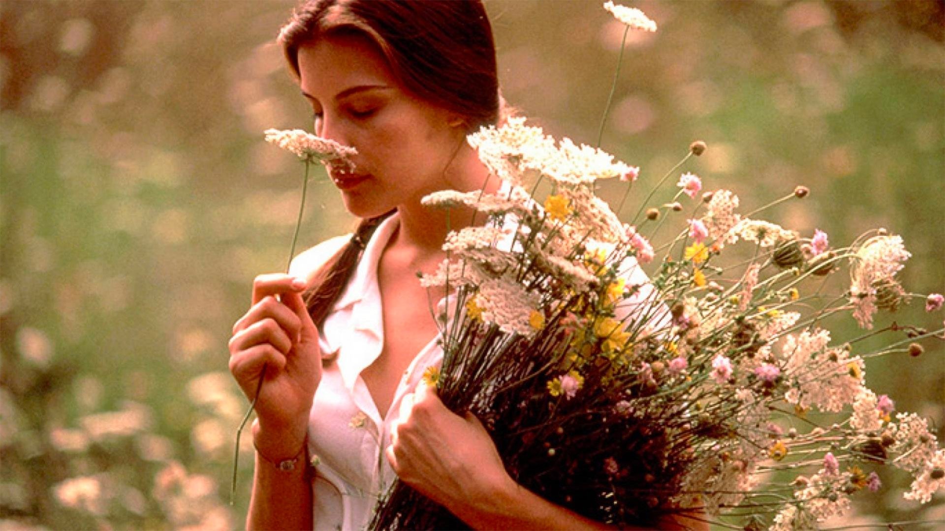 Stealing Beauty (1996)