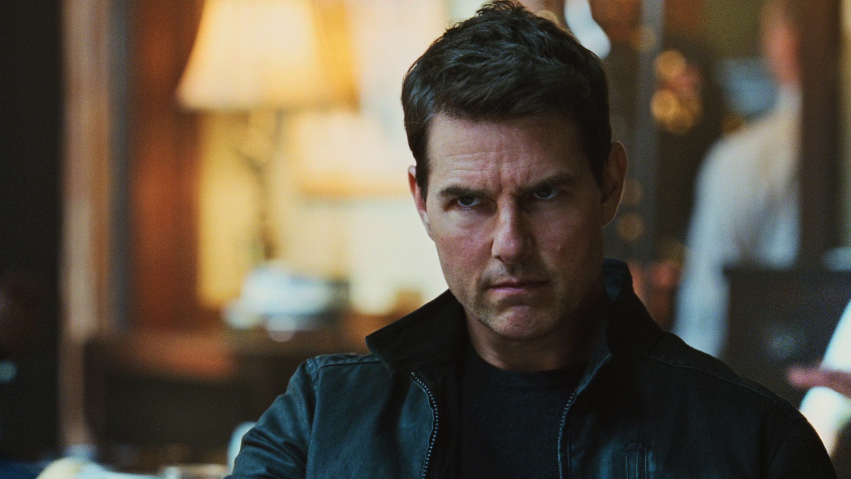 Jack Reacher: Never Go Back (2016)