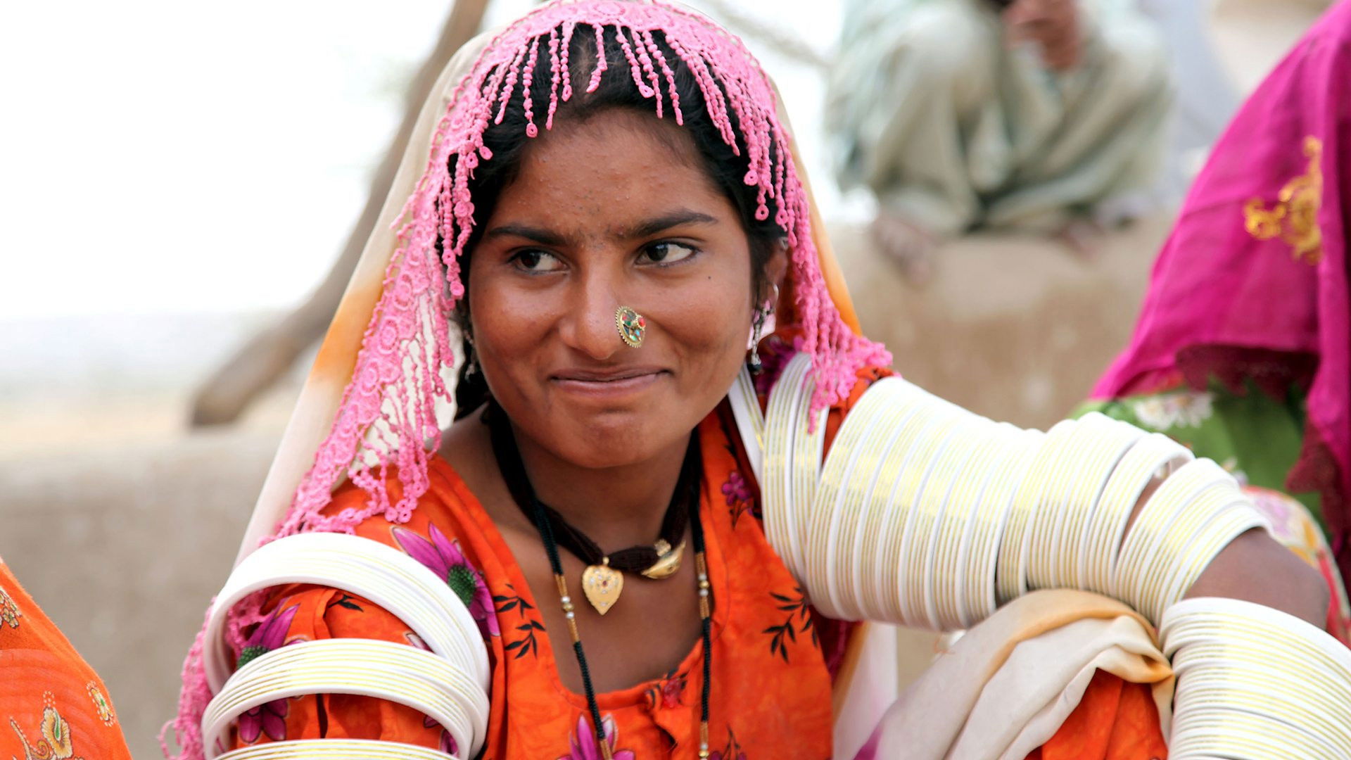 Dangerous Borders: A Journey Across India and Pakistan S01E02 backdrop
