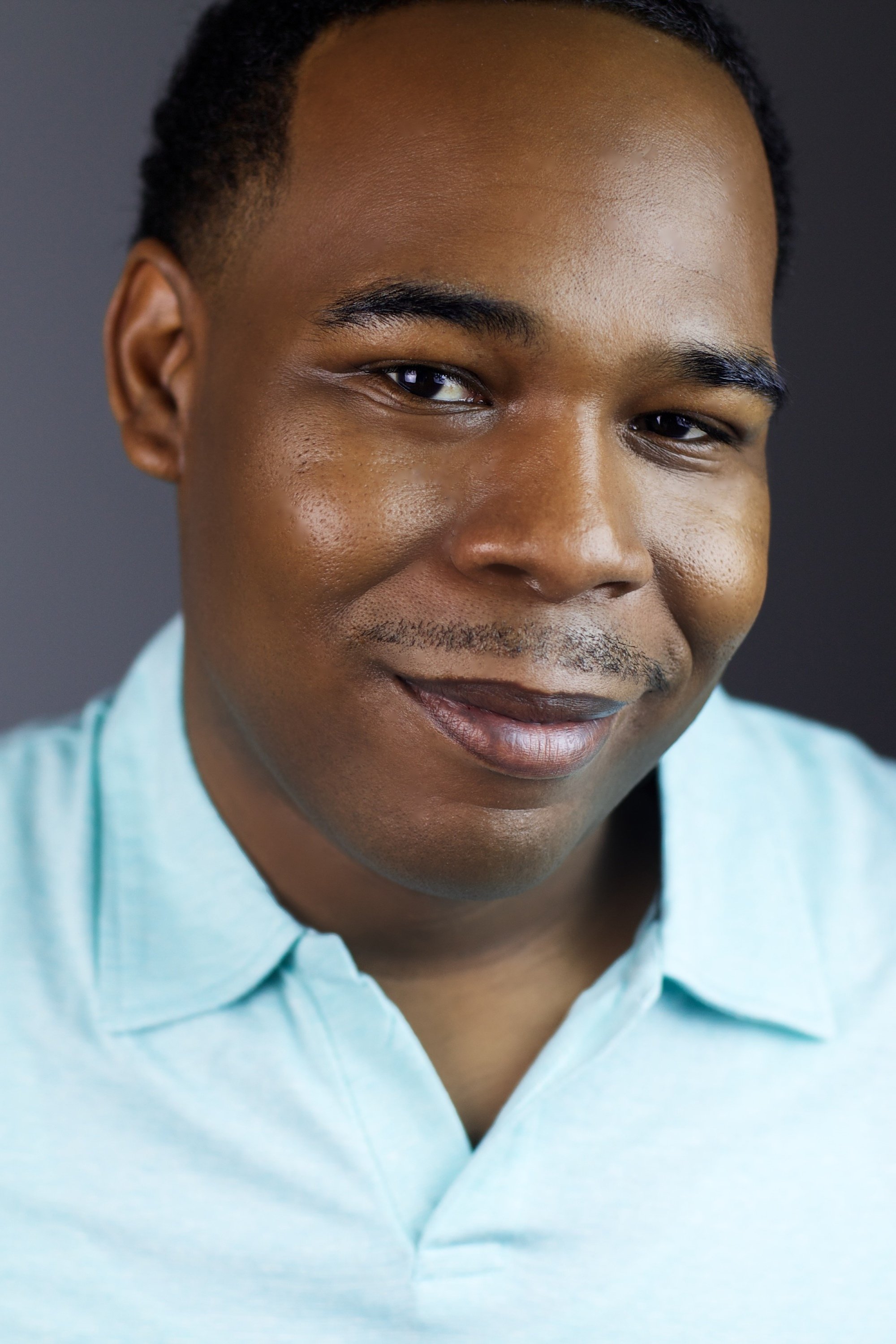 et billede af Aswad Ali