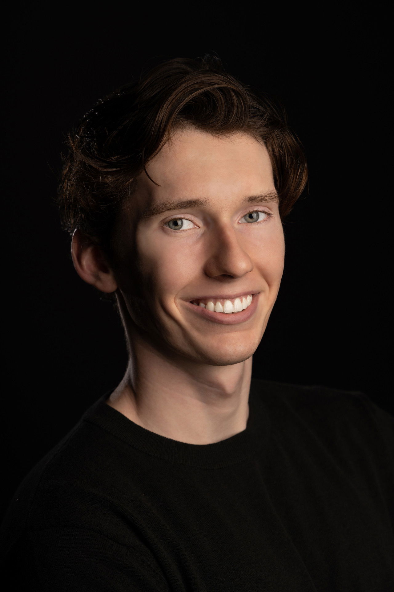 et billede af Ryan Lee Loftus