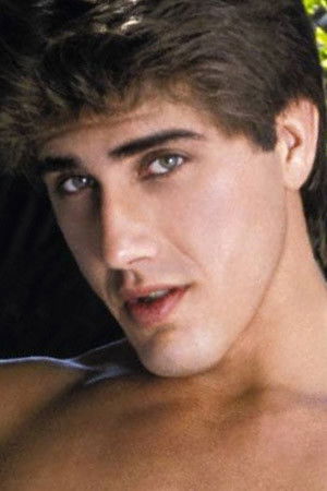 et billede af Tom Steele