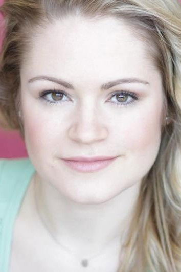 et billede af Emmeline Wood