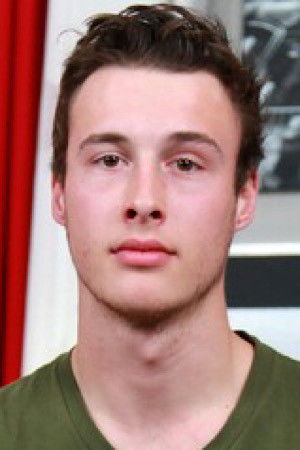 et billede af Dylan Sharp