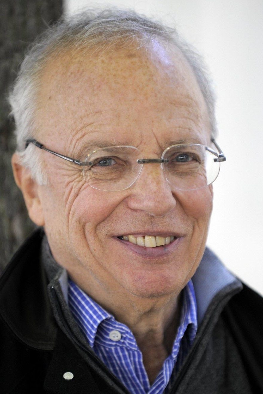 et billede af Thierry Roland