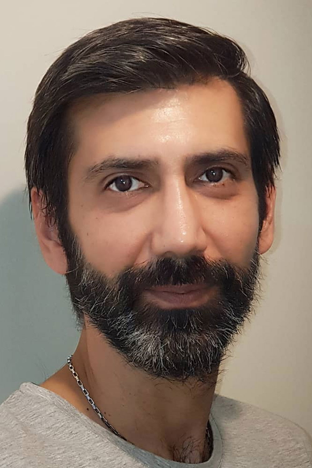 et billede af Sina Razani