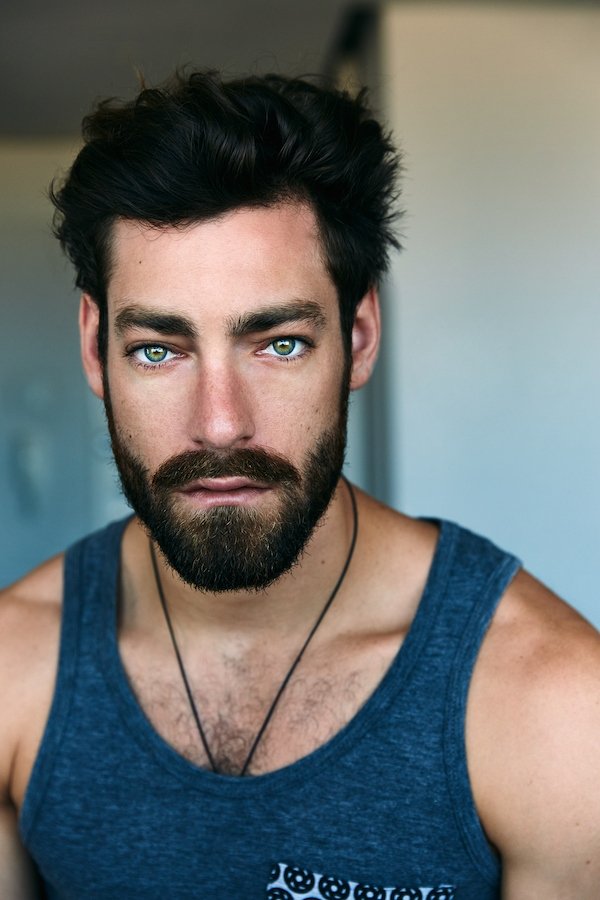 et billede af Chad Phillips