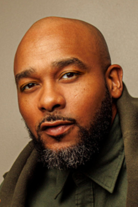 et billede af Anthony Burrell