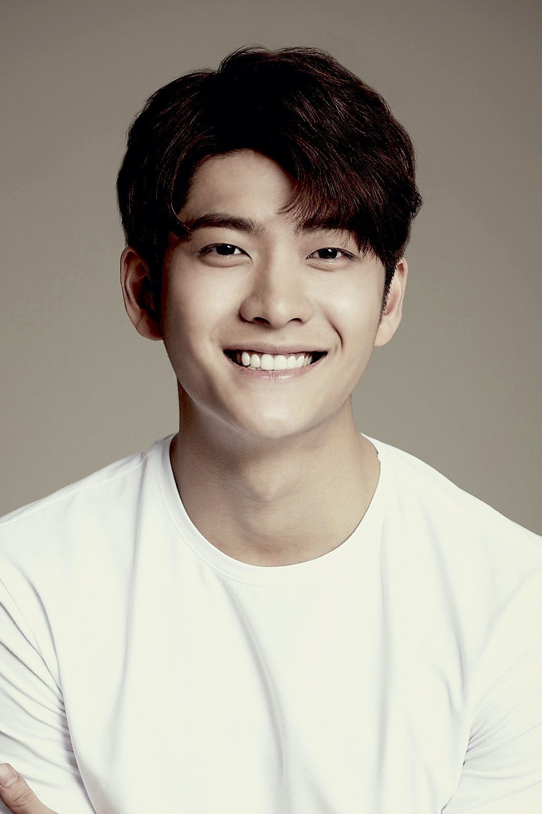 Kang Tae-oh - Profile Images — The Movie Database (TMDb)