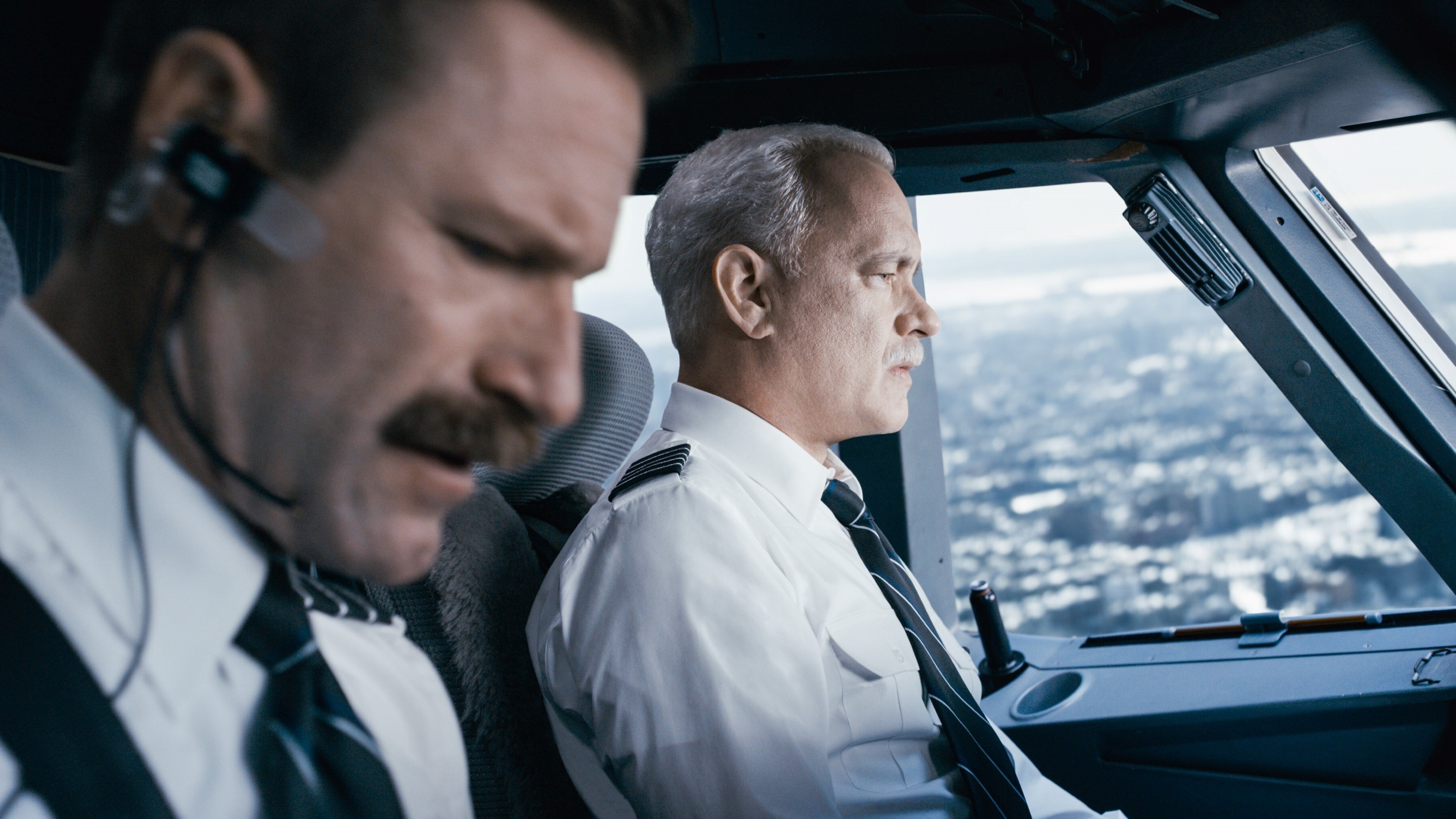 Sully: Zázrak na řece Hudson (2016)