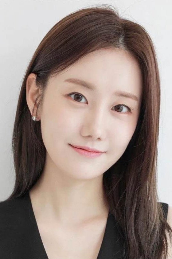 정민아