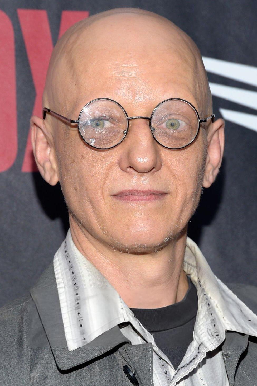 et billede af Dirk Rogers