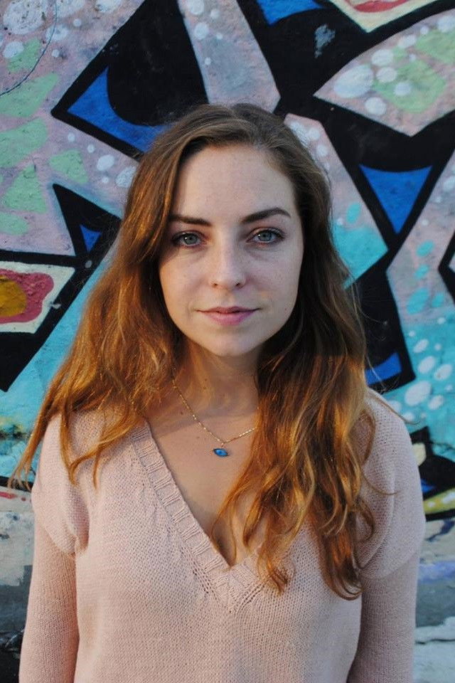 et billede af Michelle Deniz Rinehart