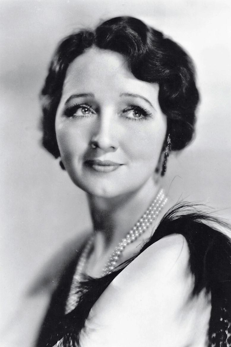 et billede af Hedda Hopper