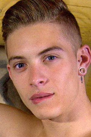 et billede af Camille Kenzo