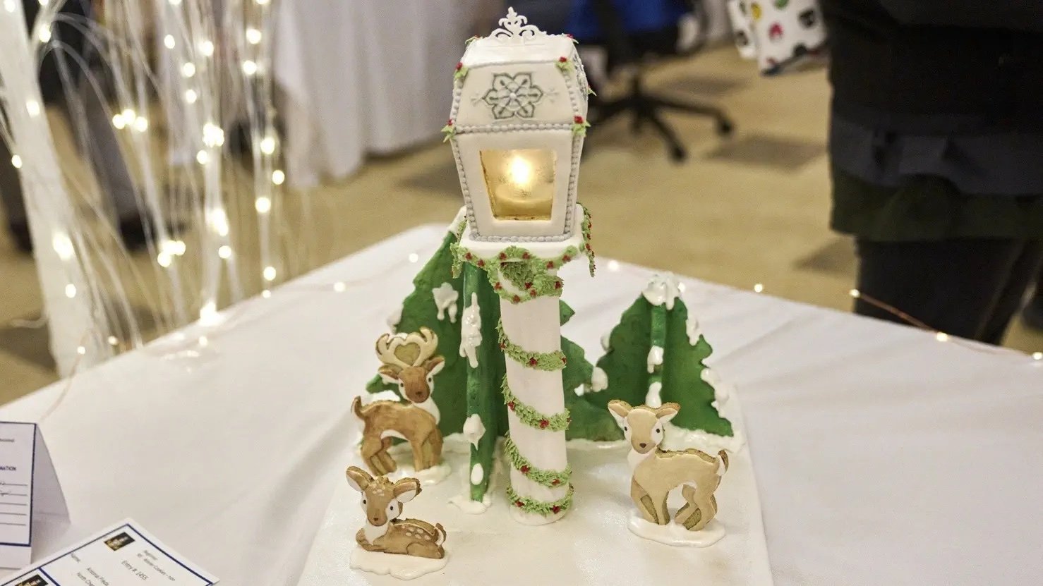 Thumbnail for Dashing Through the Snow, With My Competition Cake Season 1 Episode 1