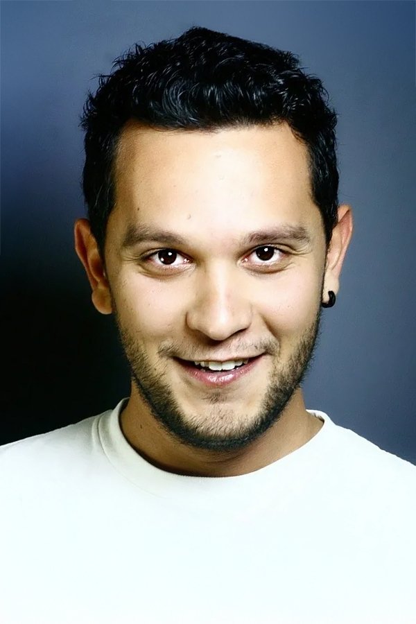 et billede af Uğur Biçer