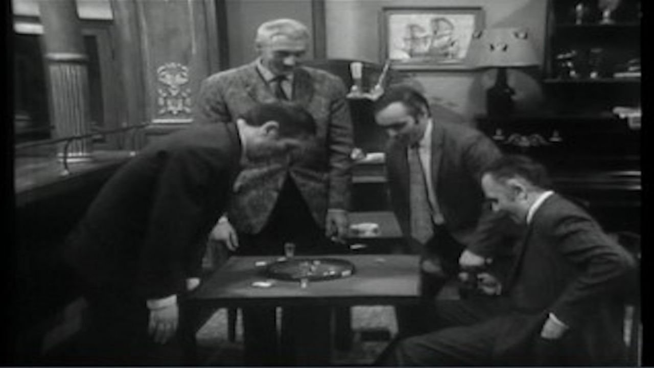 Les Enquêtes du commissaire Maigret - Le Chien jaune (Version 1)