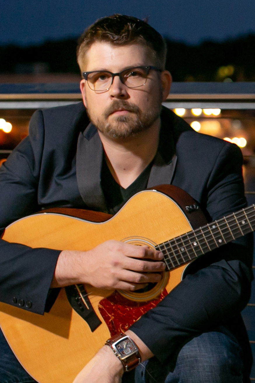 et billede af Elliot Szabo