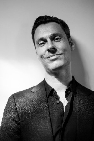 Niels Bourgonje | Director