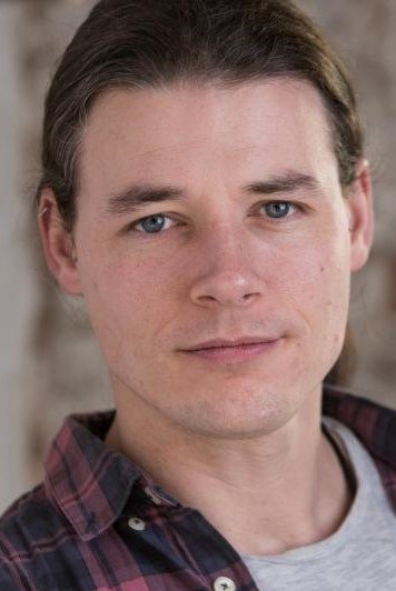 et billede af Stephen Kerr