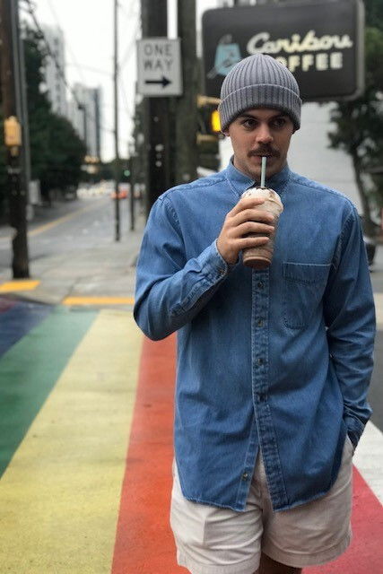 et billede af Zach Harney