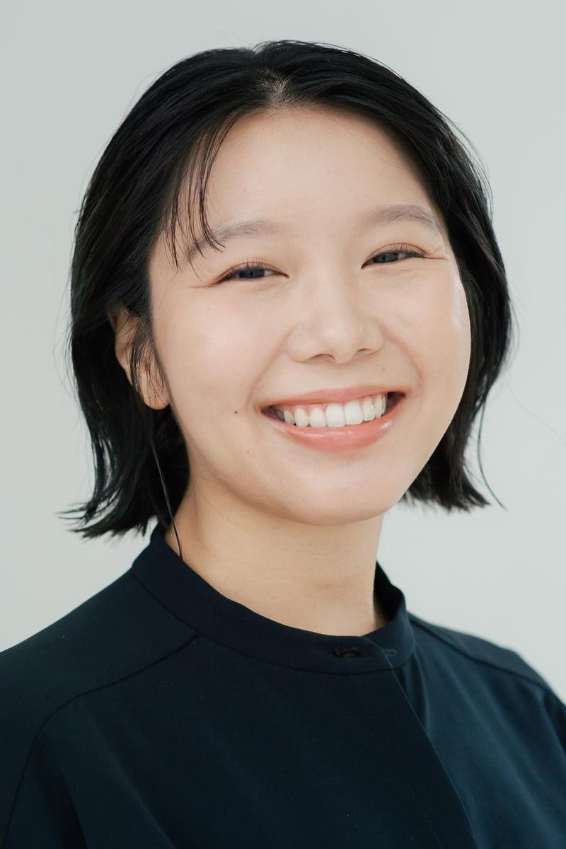 Profile 西村由花 with character 
