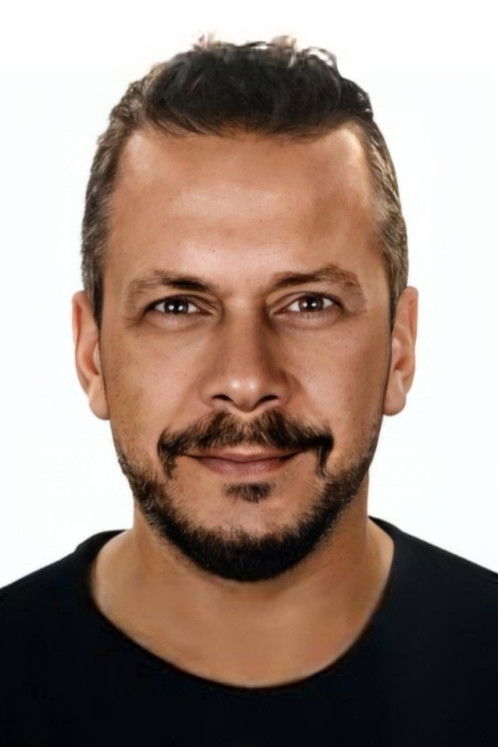 et billede af Hüseyin Köroğlu