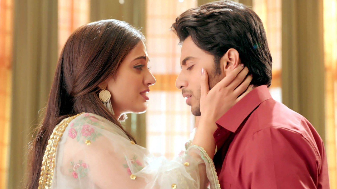 Thumbnail for Roshni Makes a Promise to Aman Season 1 Episode 61