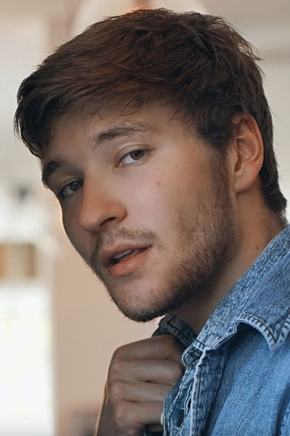 et billede af Vasili Loparnos