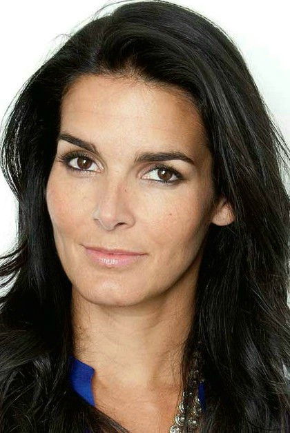 et billede af Angie Harmon