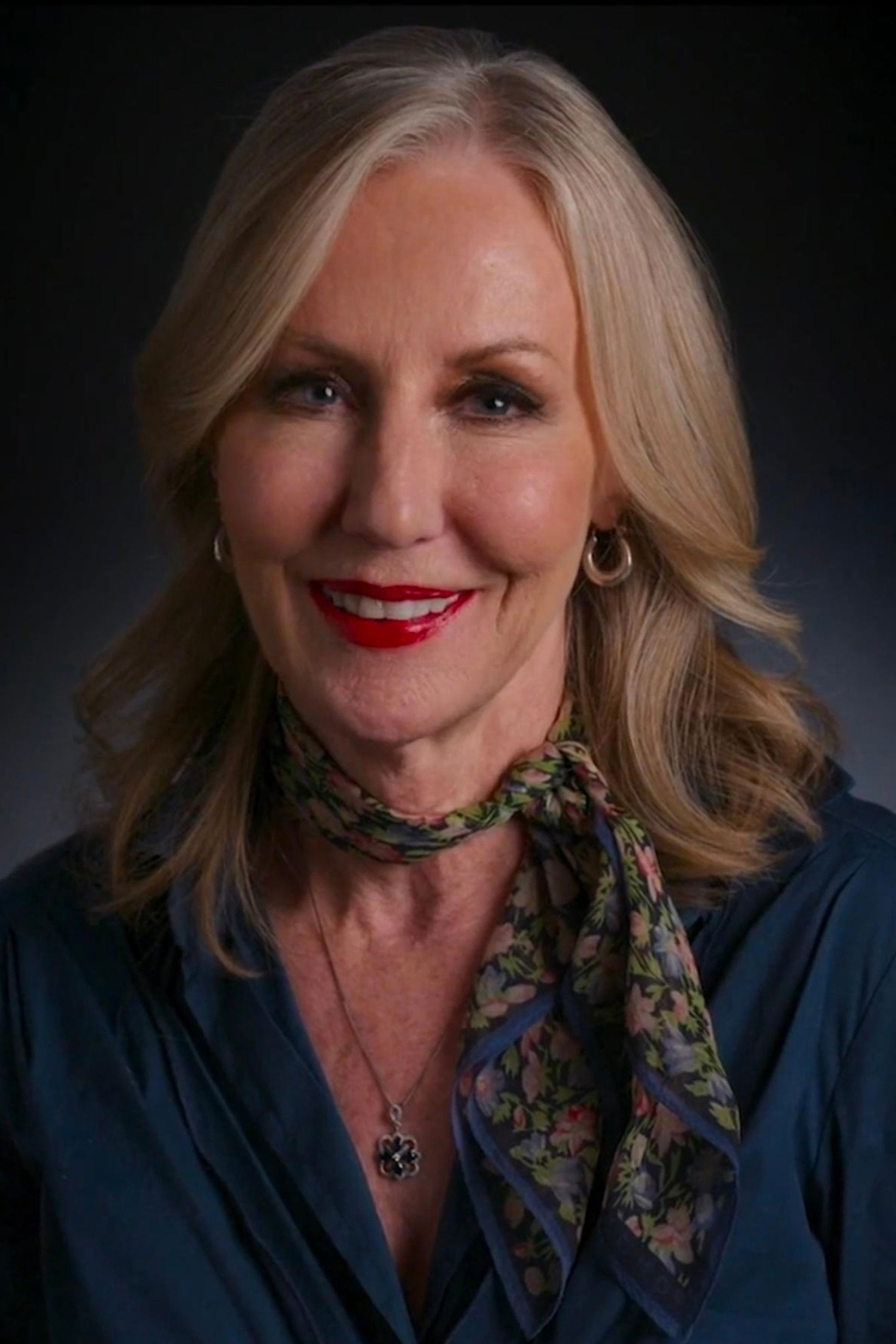 et billede af Mary Dickson