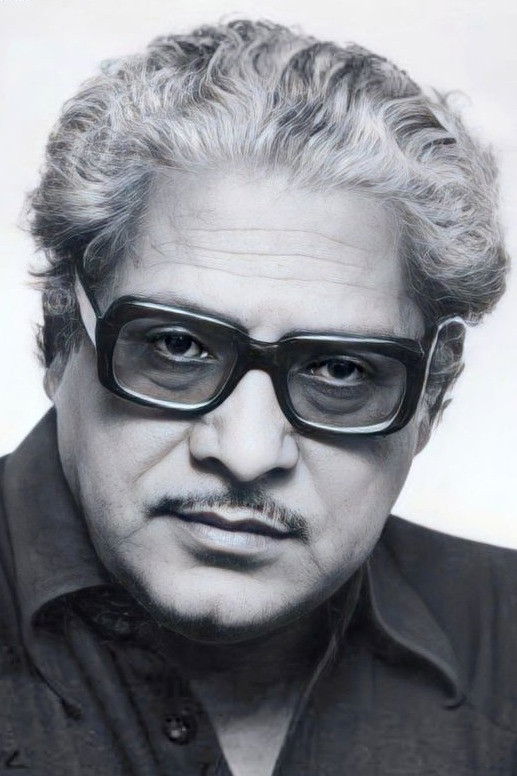 et billede af Basu Chatterjee