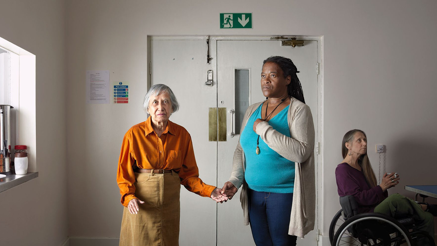 Imagem do Filme National Theatre Live: Faith, Hope & Charity