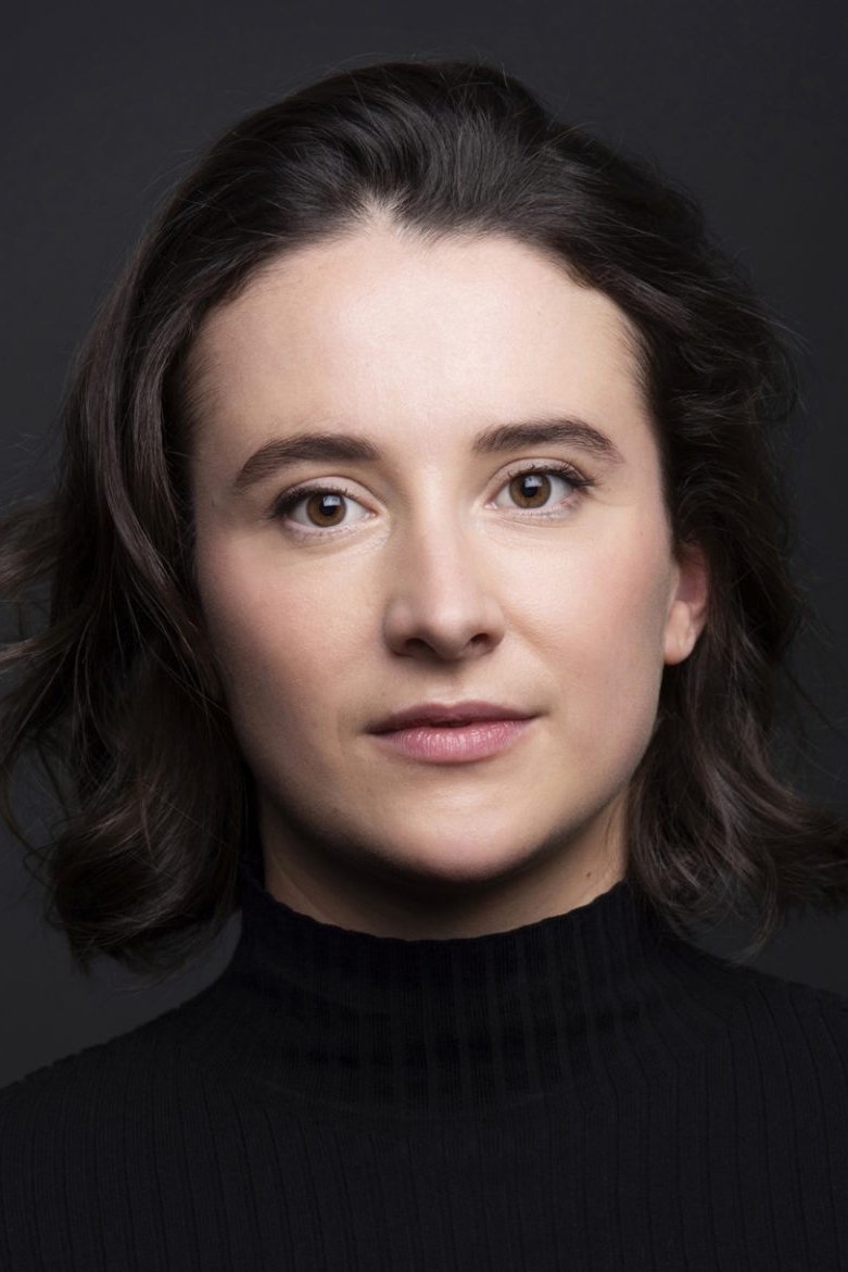 et billede af Edie Newman