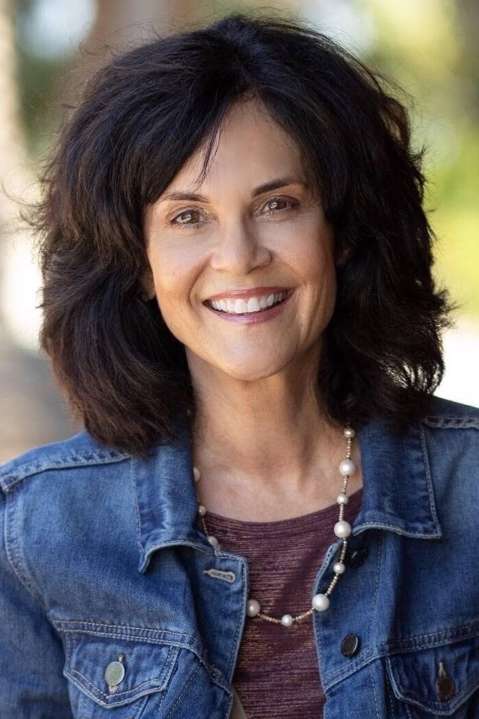 et billede af Debra Hopkins