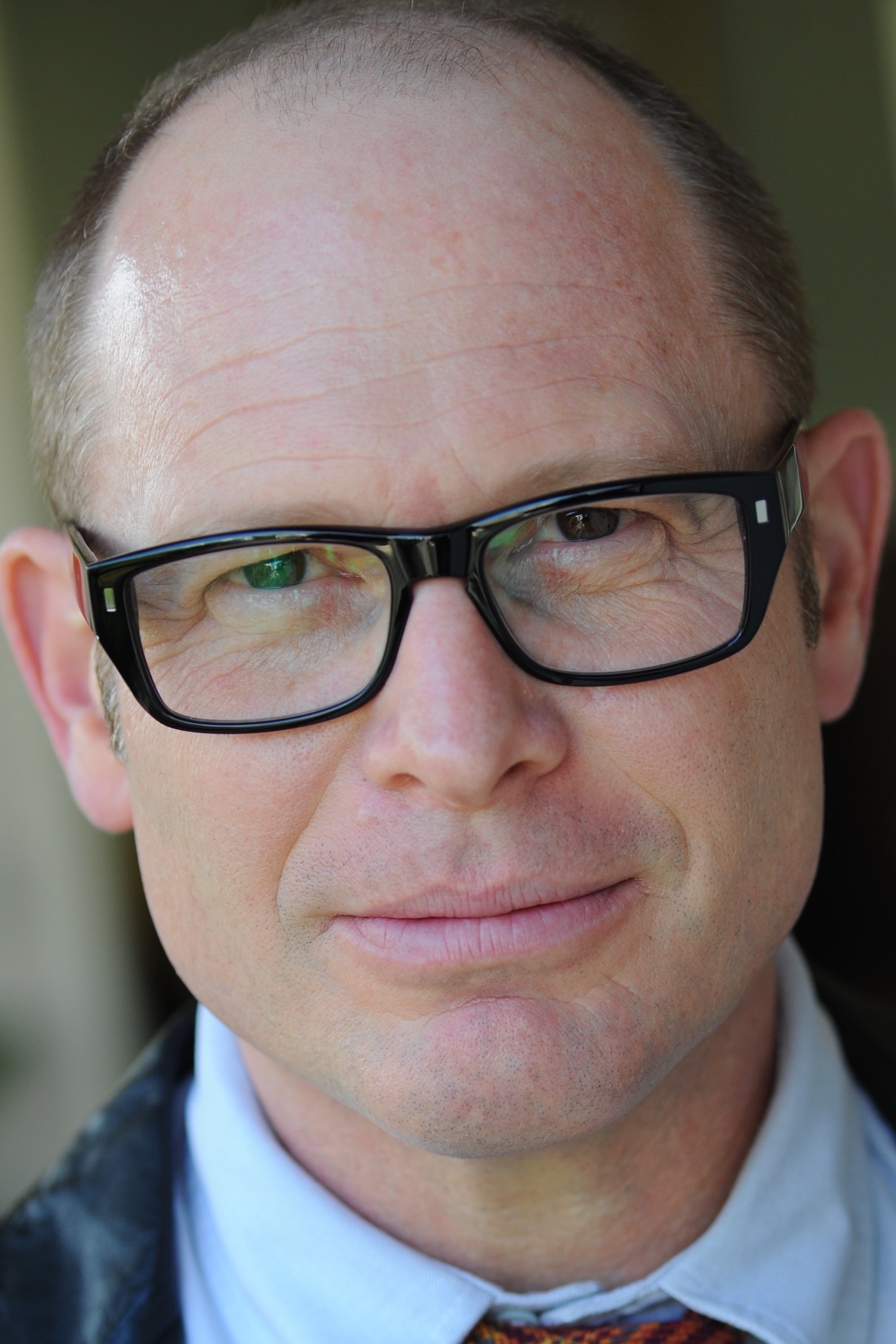 et billede af James Sharpe