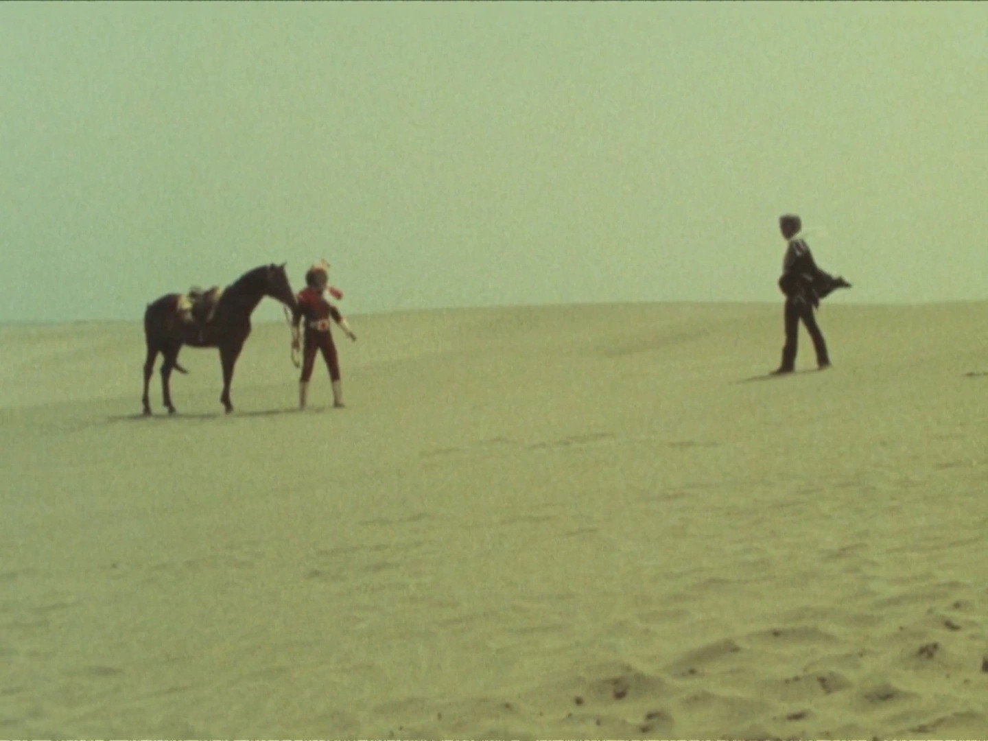 Kamen Rider Season 5 :Episode 20  The Great Scary Desert! Two Toubeis!